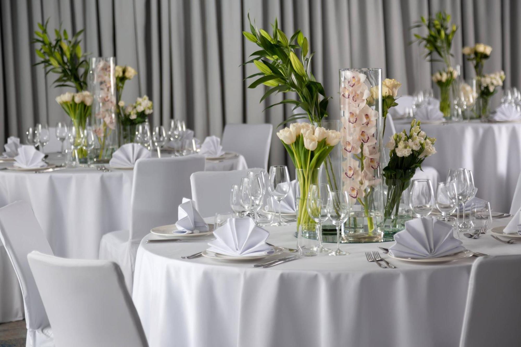 Courtyard By Marriott Bucharest Floreasca Ngoại thất bức ảnh