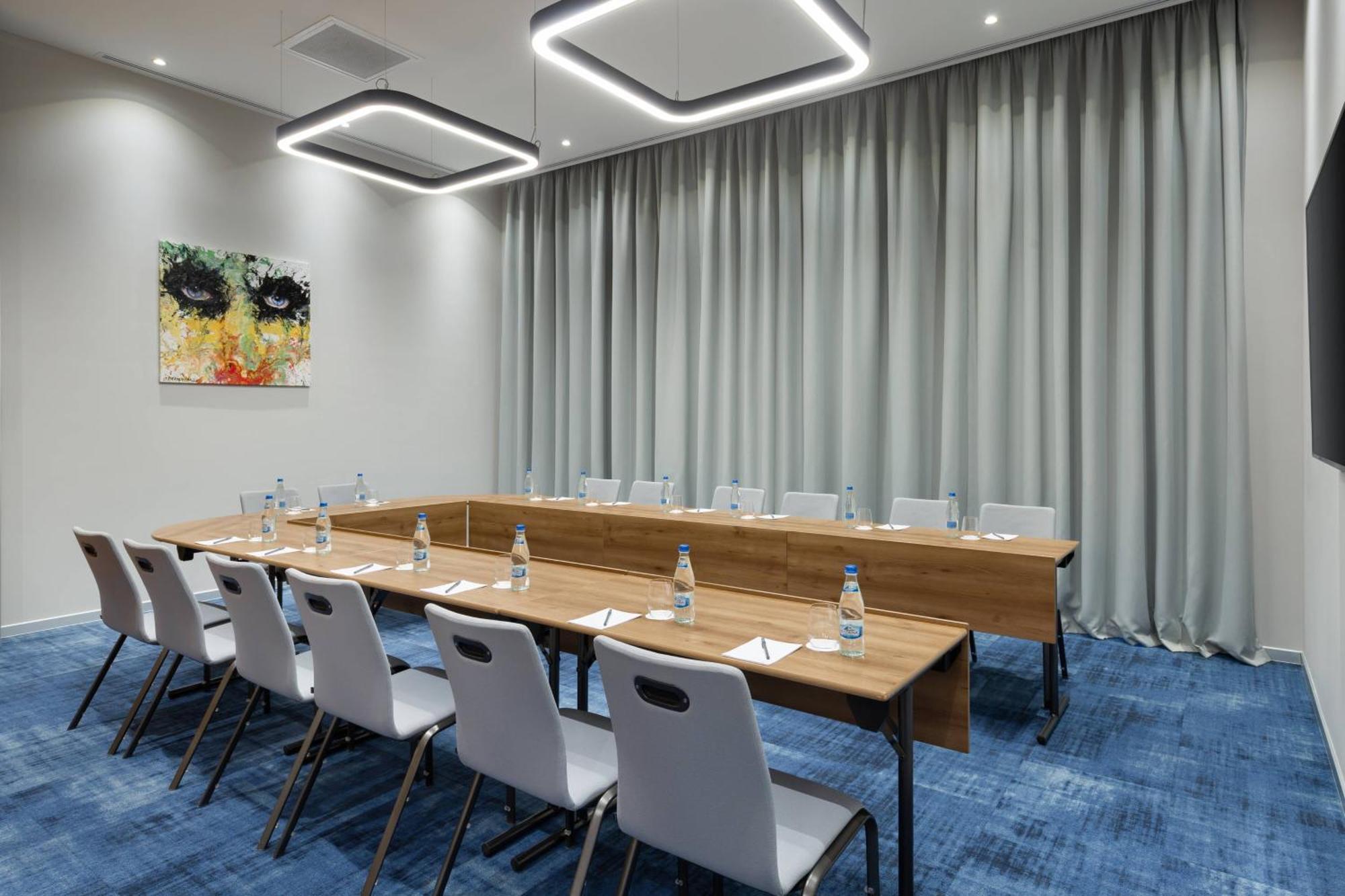 Courtyard By Marriott Bucharest Floreasca Ngoại thất bức ảnh